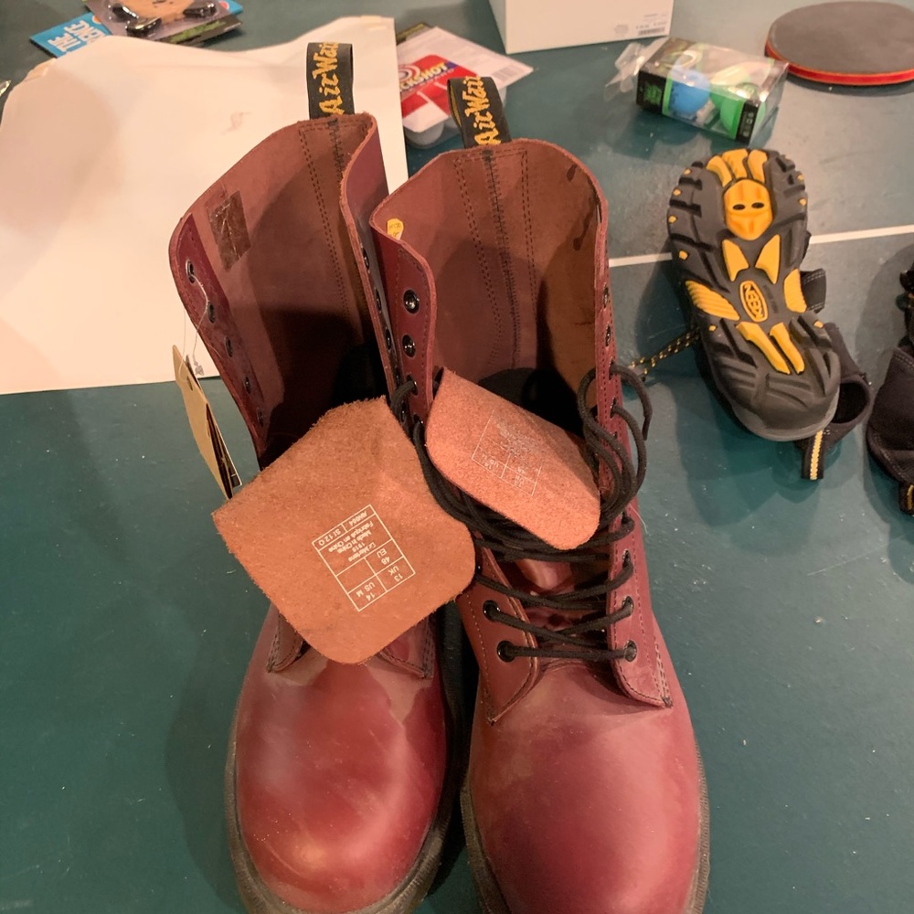 Dr Martens size US 14